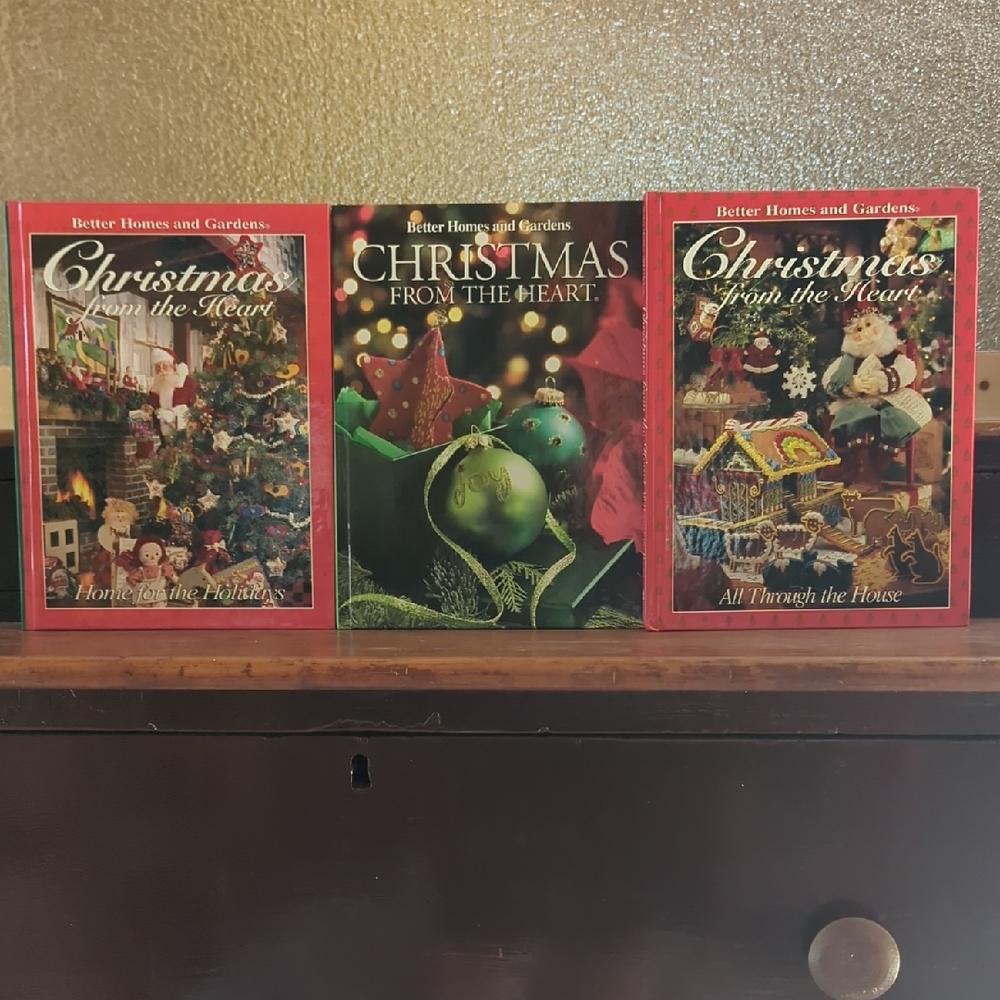 Better Homes And Garden Christmas From the Heart Book Set Of 3